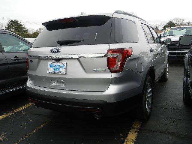 Ford Explorer 2016 photo 3